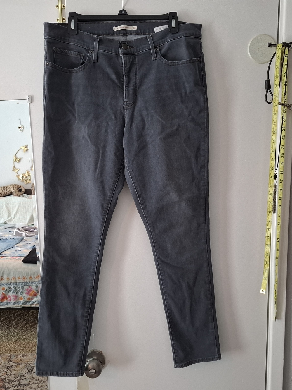 Levis Dark Gray Skinny Fit Jeans